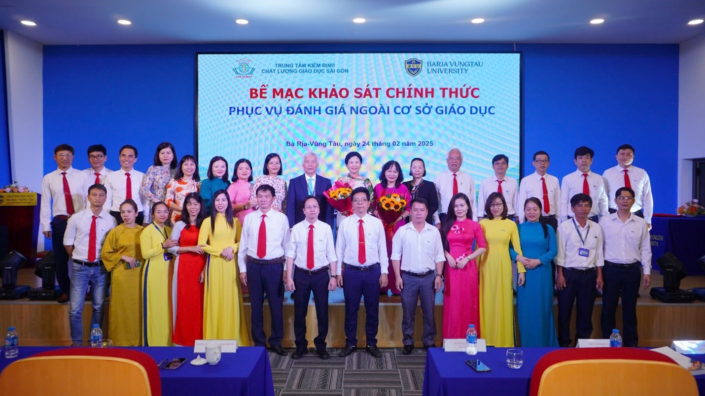 BẾ MẠC ĐỢT KHẢO SÁT CHÍNH THỨC PHỤC VỤ ĐÁNH GIÁ NGOÀI TẠI TRƯỜNG ĐẠI HỌC BÀ RỊA - VŨNG TÀU
