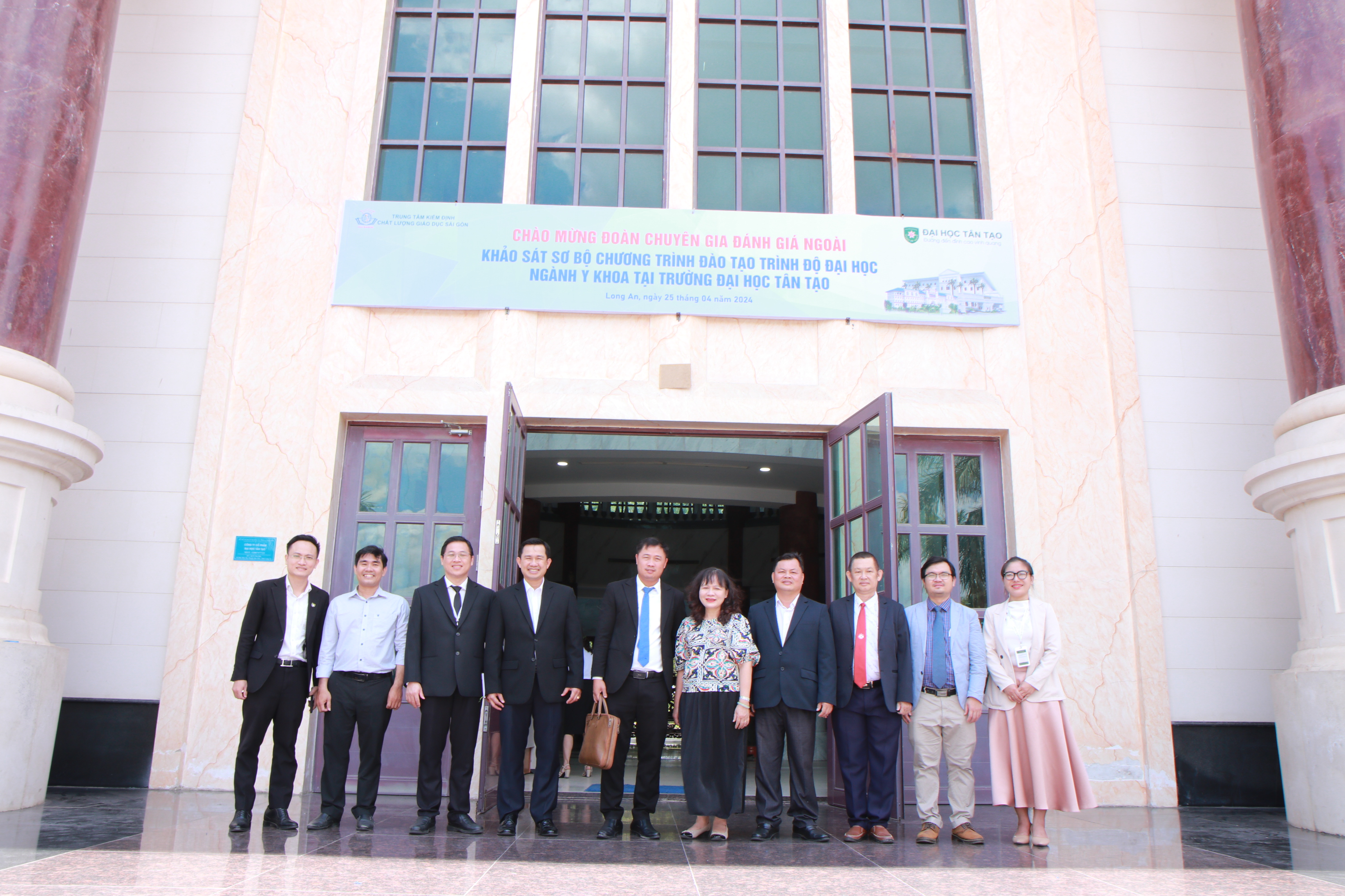 Khai mạc Khảo sát chính thức phục vụ đánh giá ngoài chương trình đào tạo trình độ đại học của Trường Đại học Tân Tạo